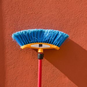 How Long Do Commercial Brooms Last? Durability Tips for Heavy-Duty Cleaning